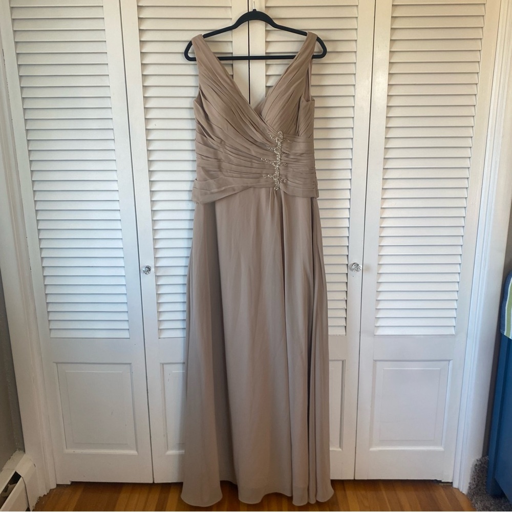 Mary’s Bridal | NWT Mocha Formal Dress | Size 16